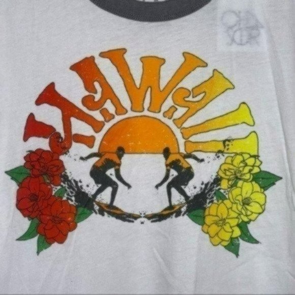 Chaser Graphic “Hawaii” White Short Sleeve Tee Size Small NWT - Picture 2 of 6